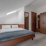 Hotel Gots - готельно-ресторанний комплекс Jaremtsje